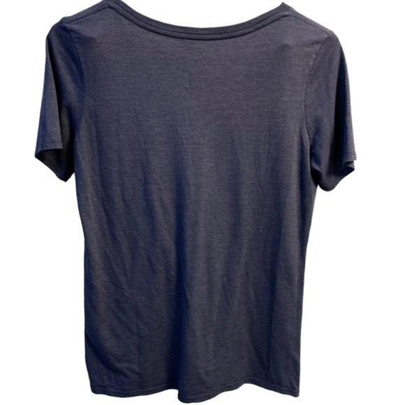 Nike Braves Baseball V-Neck T-Shirt. Size Small - Picture 2 of 5